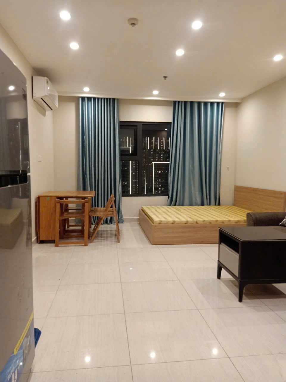 Studio S102 — ảnh 1